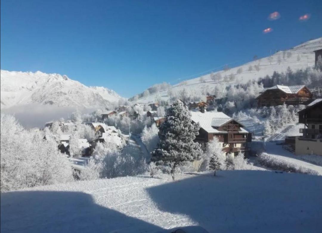 Chez Gaspard Le Montagnard لو دوز آلب المظهر الخارجي الصورة